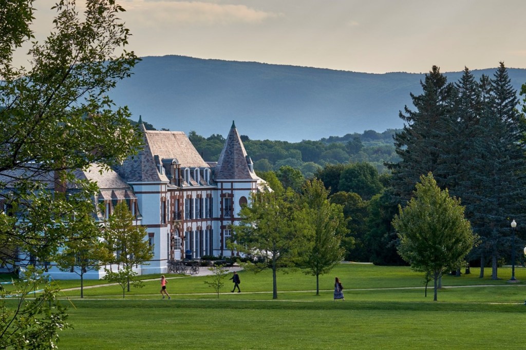 Jewel K. Goode.  Higher Education Series: Sociocultural Influences.